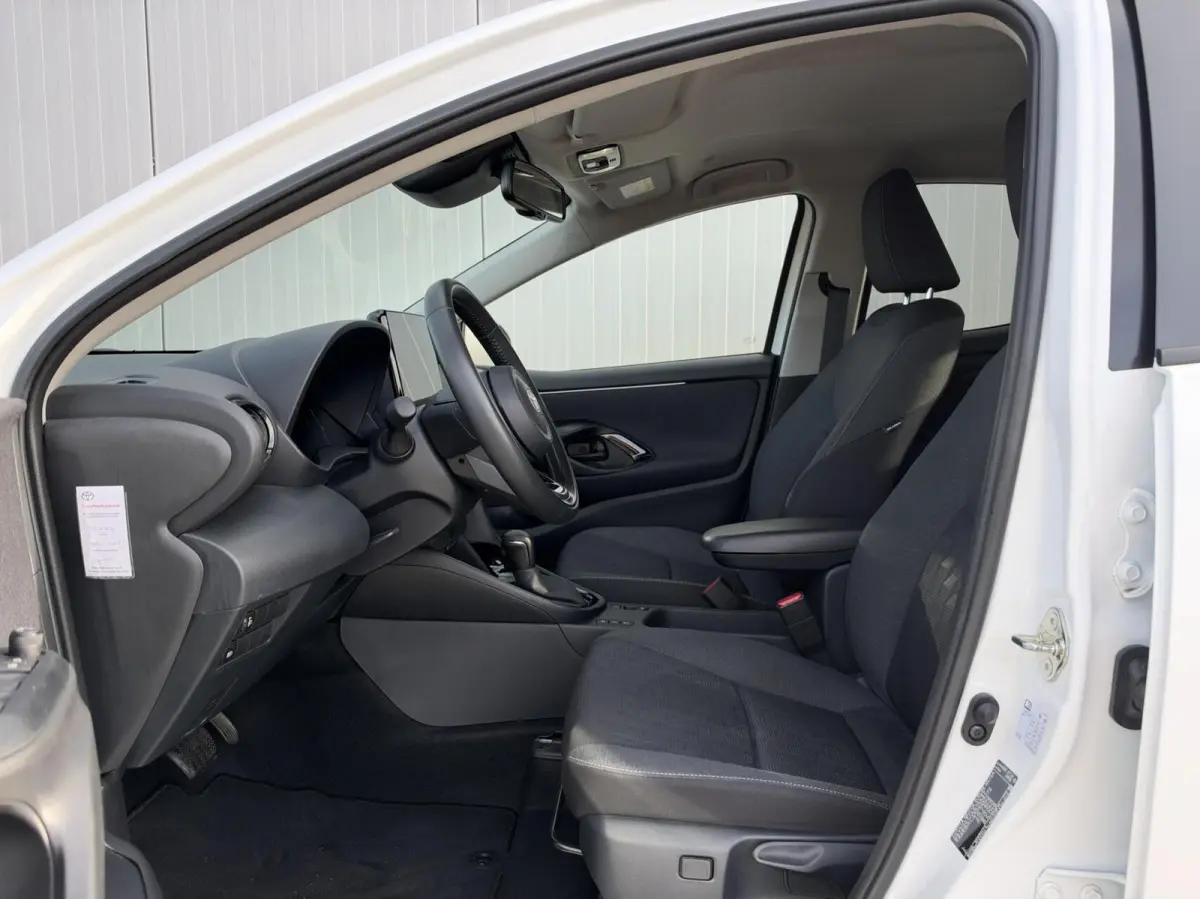 1.5 Hybrid 115 First Edition|Navi|LED|NL-Auto