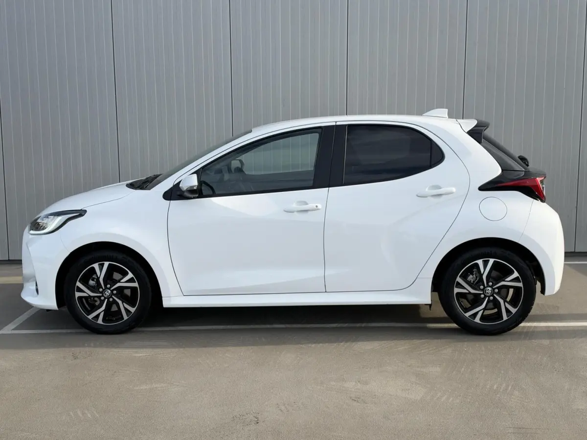 1.5 Hybrid 115 First Edition|Navi|LED|NL-Auto