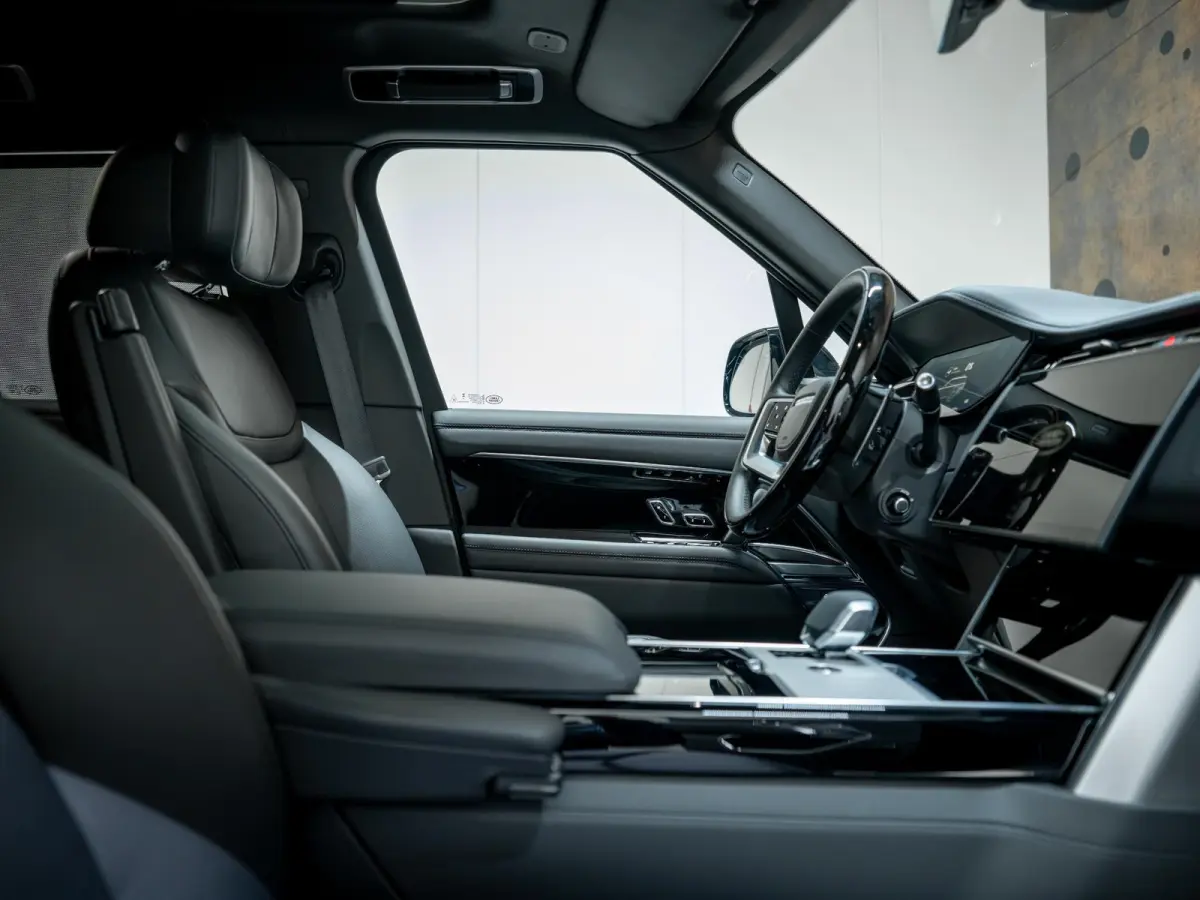 3.0 P550e Autobiography PHEV | Trekhaak | Koelbox | Massage | Signature Audio | Vierwielbest. | ACC | HUD |