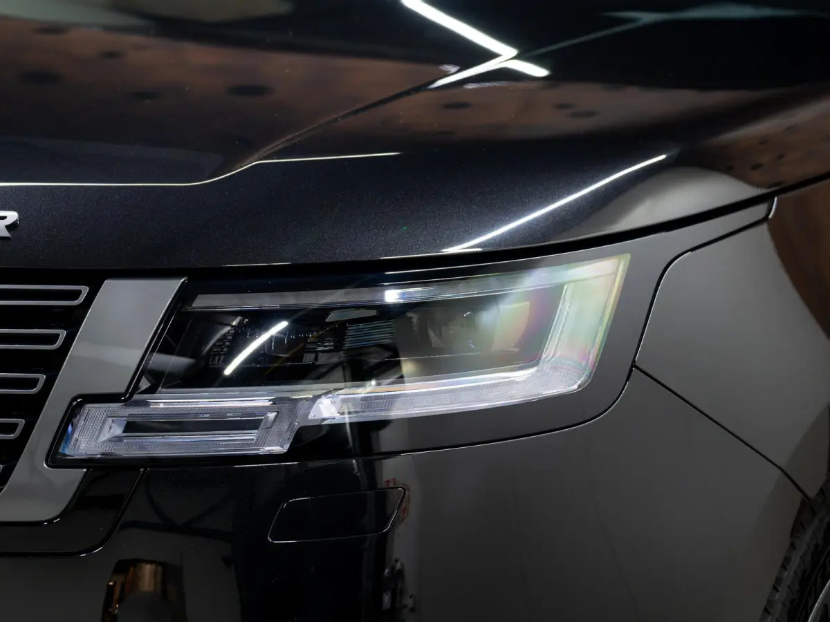 3.0 P550e Autobiography PHEV | Trekhaak | Koelbox | Massage | Signature Audio | Vierwielbest. | ACC | HUD |