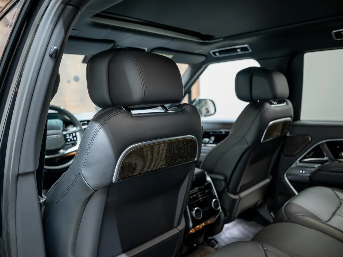 3.0 P550e Autobiography PHEV | Trekhaak | Koelbox | Massage | Signature Audio | Vierwielbest. | ACC | HUD |