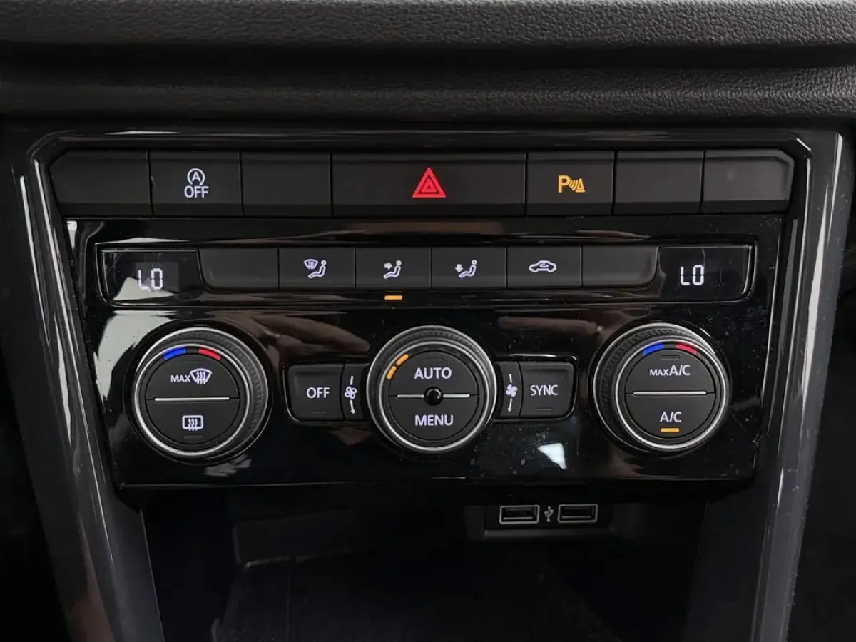 1.5 TSI DSG Sport | LED | Trekhaak | Virtual | Camera | Adaptive Cruise | Carplay/Android Auto