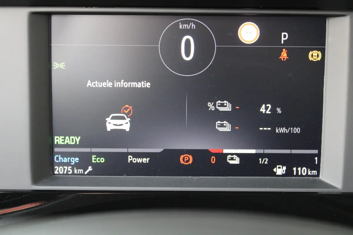 GS Line 50-kWh 11kw bl. | SOH 100% | Dodehoek-detectie | Apple carplay & Android auto | Keyless start |