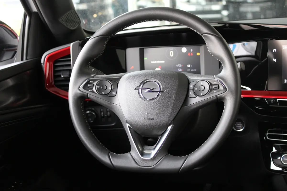 GS Line 50-kWh 11kw bl. | SOH 100% | Dodehoek-detectie | Apple carplay & Android auto | Keyless start |
