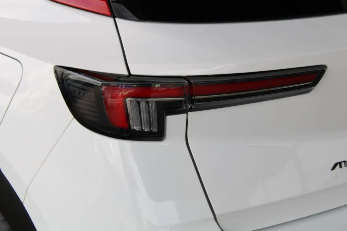 GS Line 50-kWh 11kw bl. | SOH 100% | Dodehoek-detectie | Apple carplay & Android auto | Keyless start |