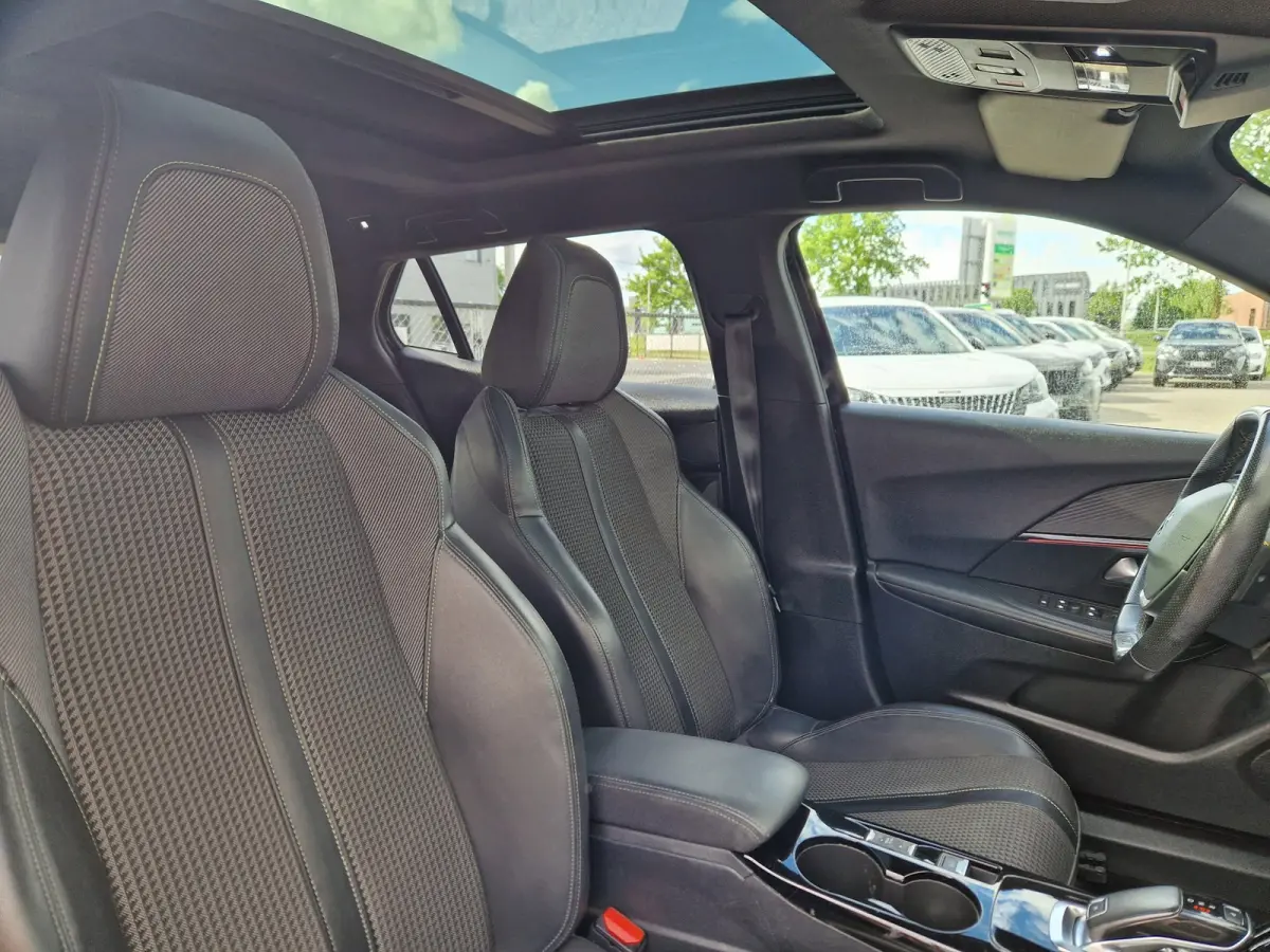 1.5 BlueHDi Aut. Gt-Line Pano/Full!