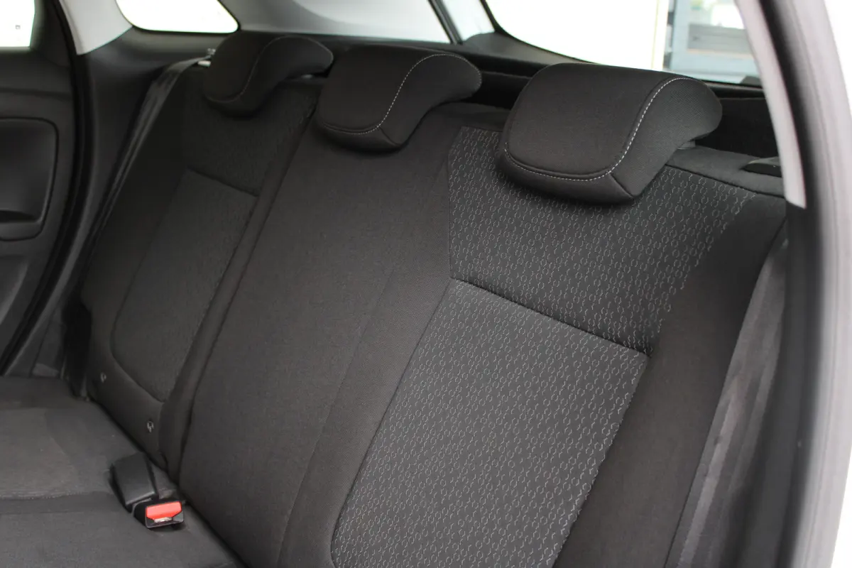 1.2 Edition | Cruise control | Android auto & Apple carplay | Airco |