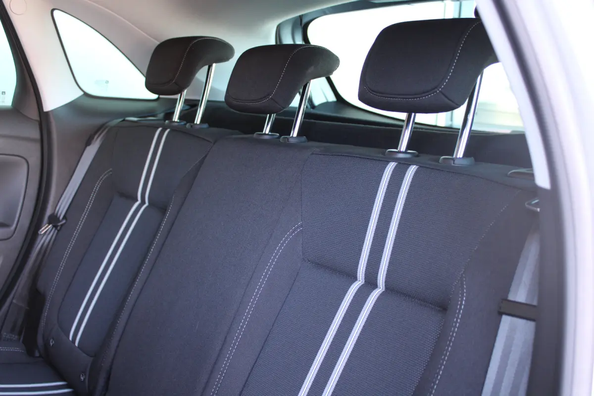 1.2 Turbo Elegance | Navigatie | Achteruitrijcamera | Cruise control | Climate control |