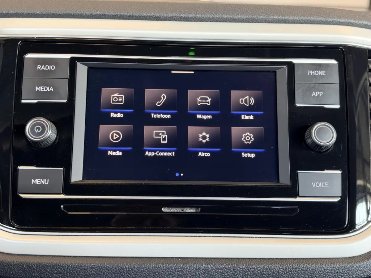 1.0 TSI Style Afn. Trekhaak | Stoelverwarming | Apple Carplay & Android | Led | Clima |