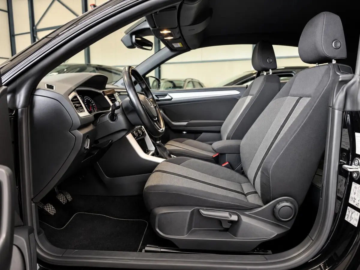 1.0 TSI Style Dealeronderhouden | Afn. Trekhaak | Stoelverwarming | Apple Carplay & Android | Led | Clima |
