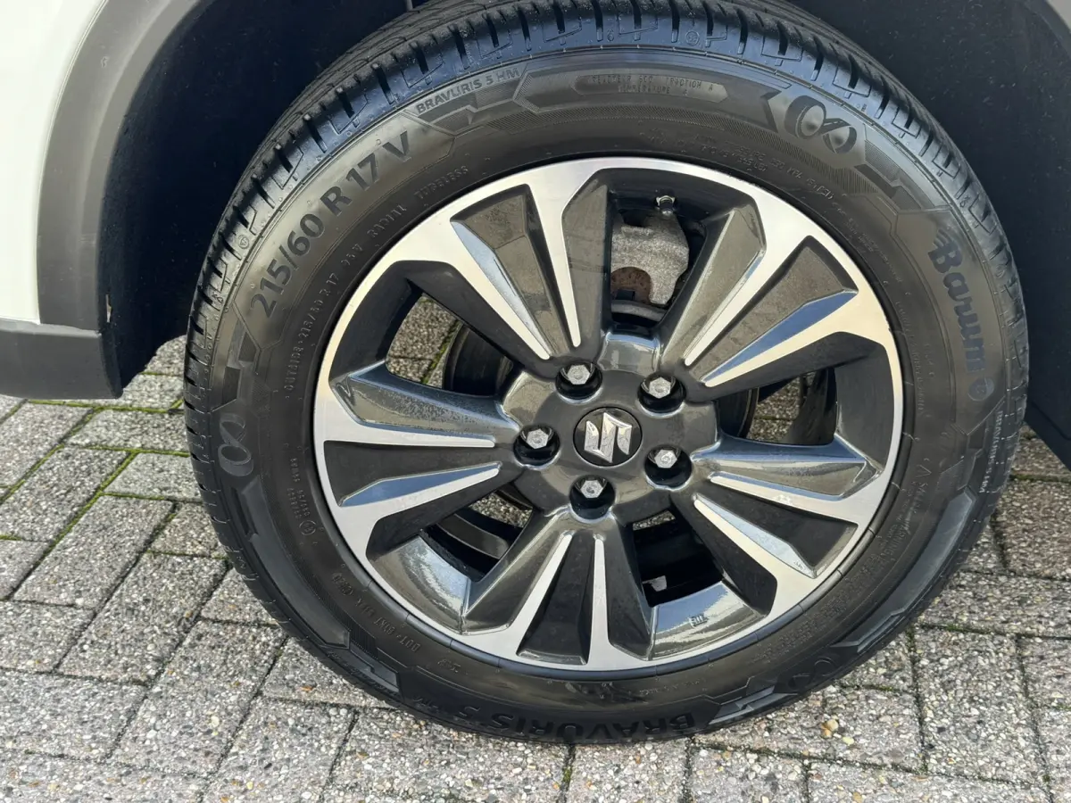 1.4 Boosterjet Style Smart Hybrid AllGrip Automaat Camera Pano Carplay Adaptive Cruise Stoelverw.