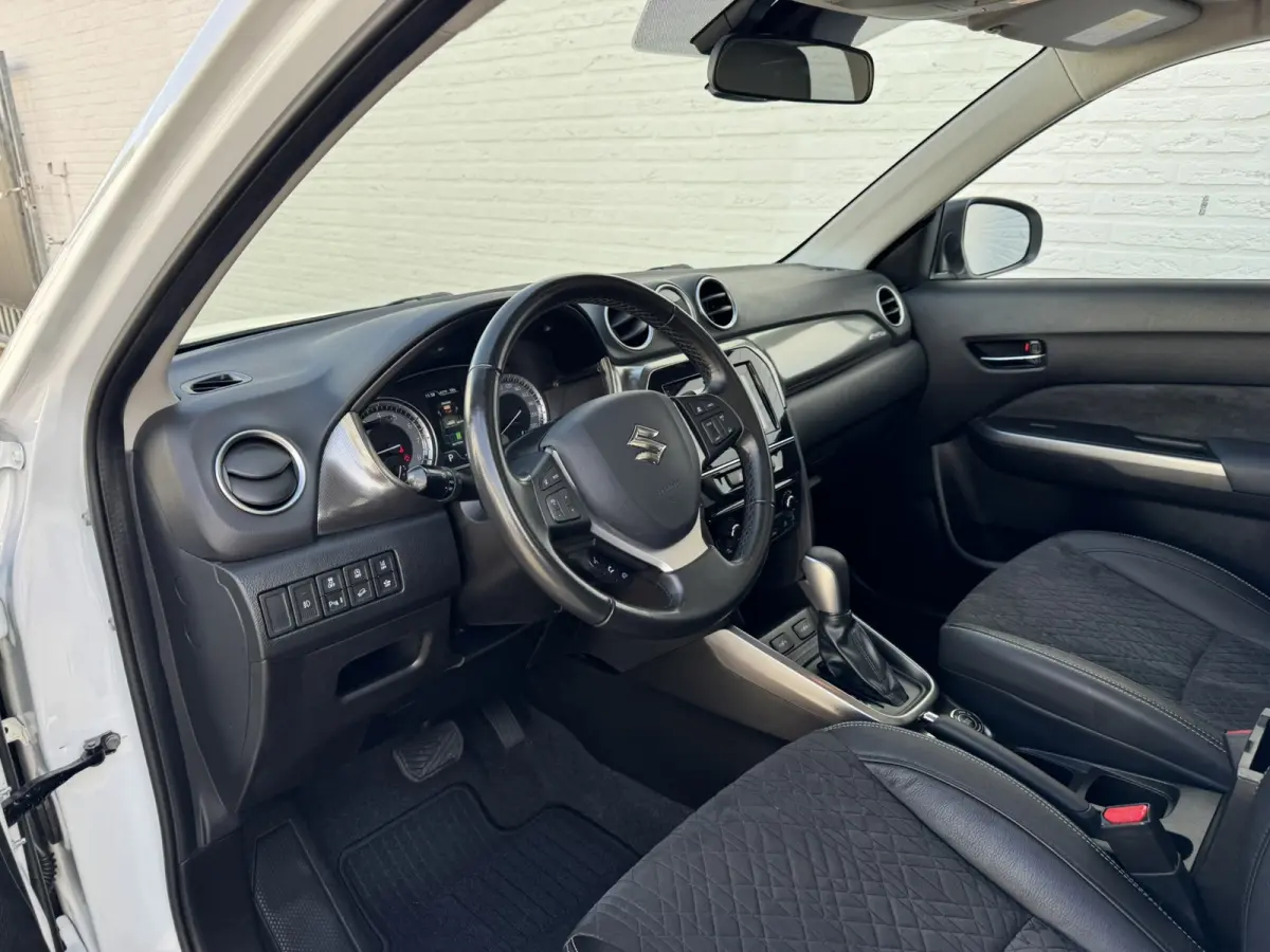 1.4 Boosterjet Style Smart Hybrid AllGrip Automaat Camera Pano Carplay Adaptive Cruise Stoelverw.
