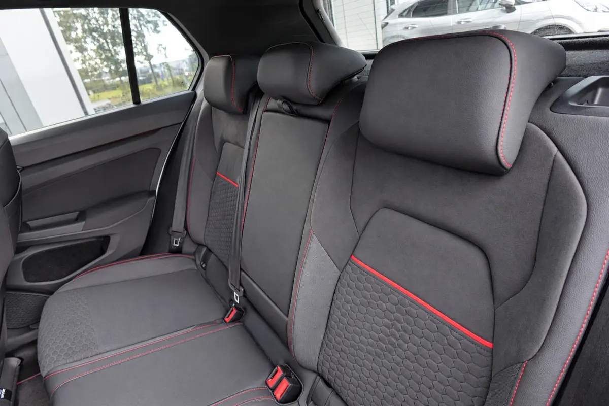 Volkswagen Golf 2.0 TSI GTI PANO BLINDSPOT ACC VOL