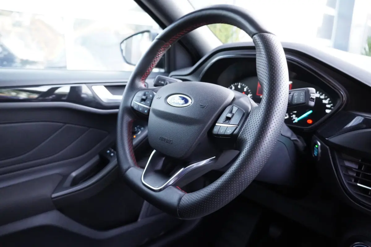 1.0 EcoBoost ST Line NAP Clima/ACC/Winterp.