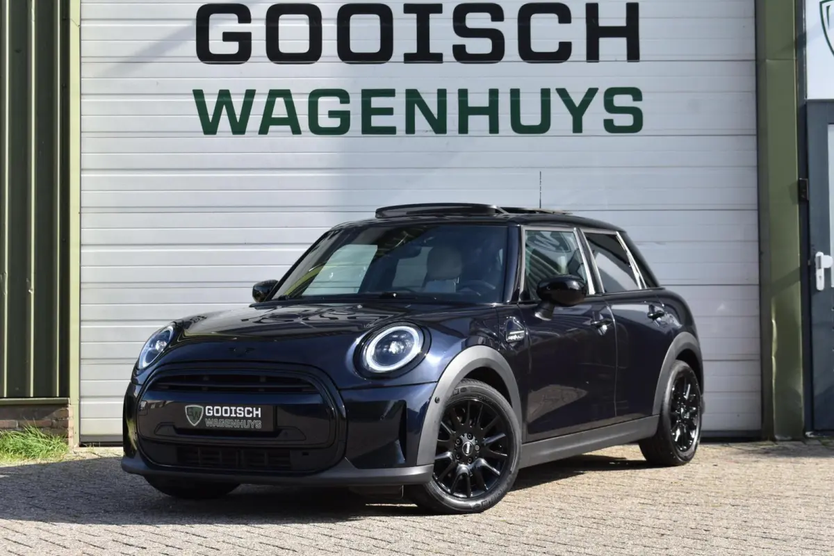 1.5 Cooper Camden Edition | Pano | Leder | Head UP |