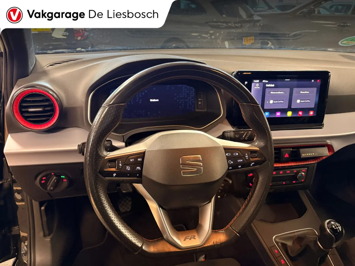 1.0 EcoTSI FR Business Intense facelift / virtual cockpit / camera / stoel verwarming / sportstoelen