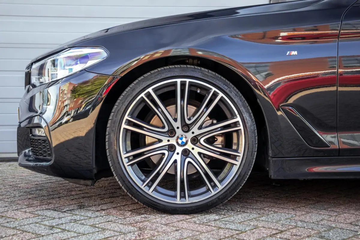 520i M-Sport|Pano|Memory|Keyless|HiFi|Adaptive LED|Comfortstoel