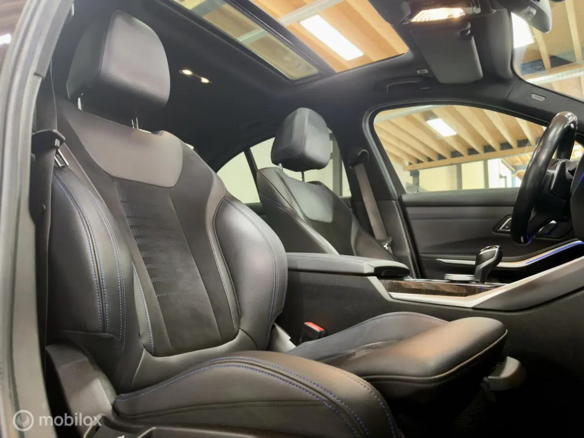 320i High Executive M Sport | Pano | ACC | Virtual | Dodehoek | Leer | Sfeer | Stoelverwarming | Driving Assistant Professional | 184PK
