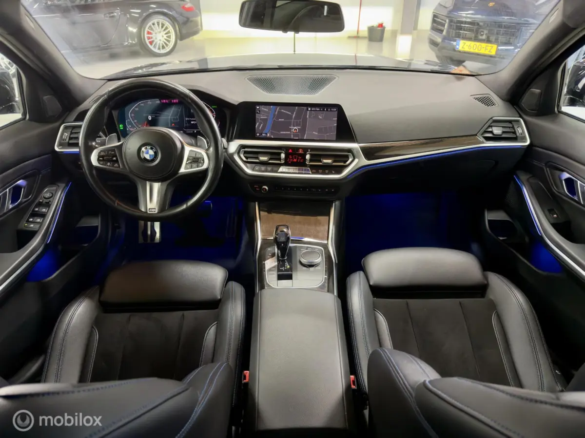 320i High Executive M Sport | Pano | ACC | Virtual | Dodehoek | Leer | Sfeer | Stoelverwarming | Driving Assistant Professional | 184PK