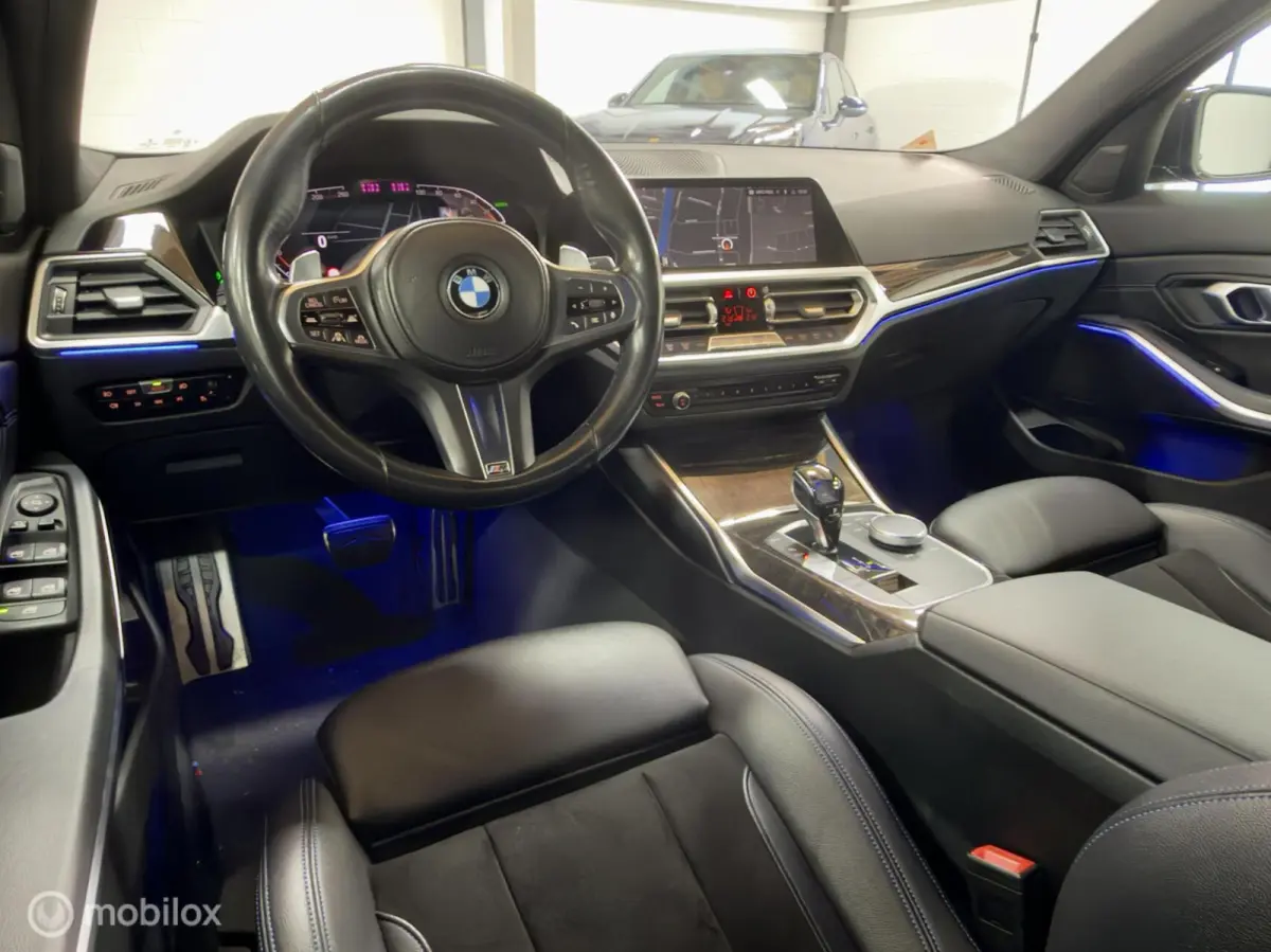 320i High Executive M Sport | Pano | ACC | Virtual | Dodehoek | Leer | Sfeer | Stoelverwarming | Driving Assistant Professional | 184PK