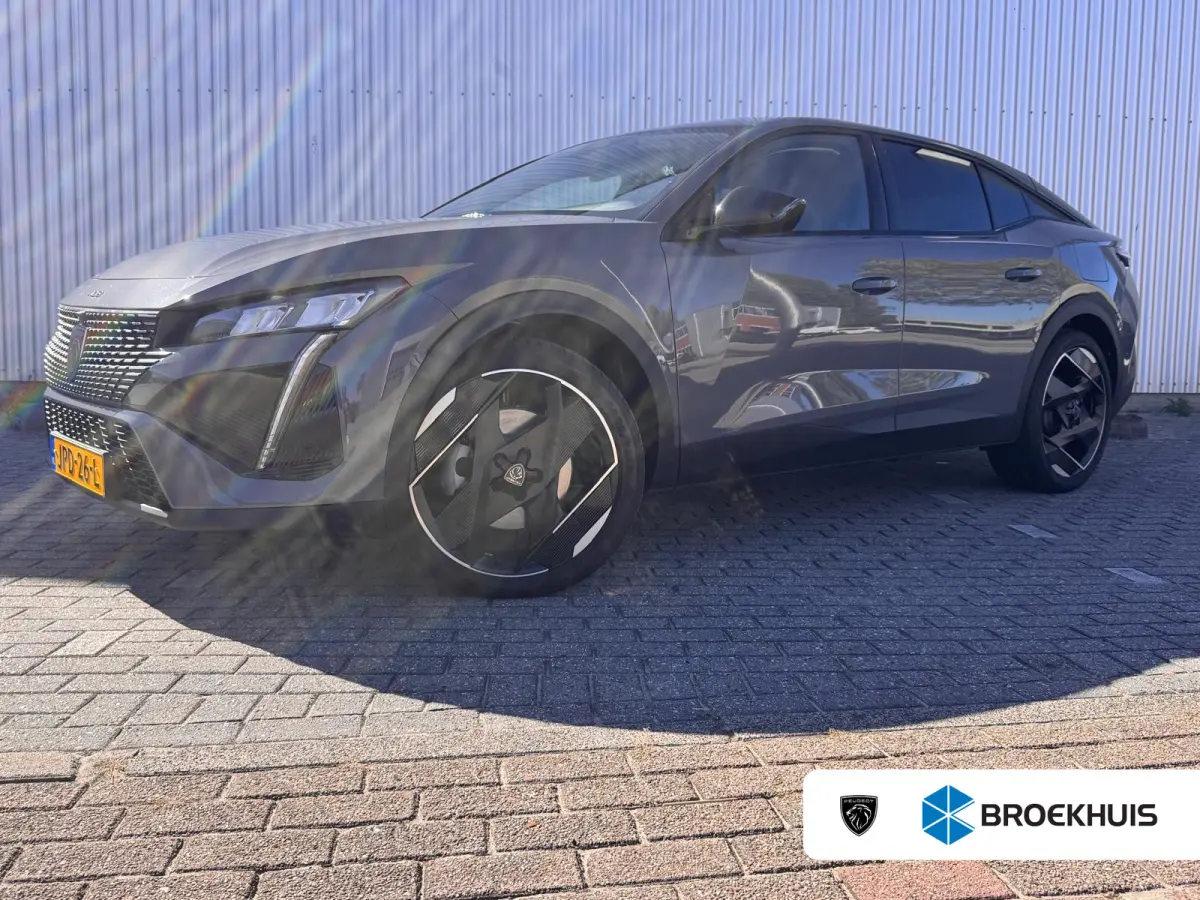 1.6 HYbrid 225 EAT8 Allure Avantage | Camera voor & achter | NL auto | AGR bestuurdersstoel | Stoelverwarming | Automaat | On-board charger 7,4kW | Comfort Pack