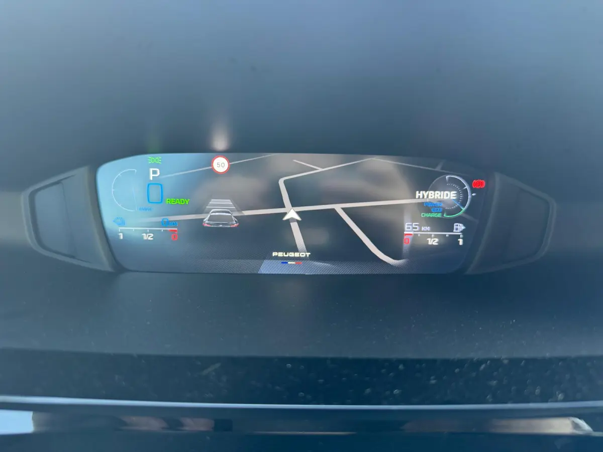 1.6 HYbrid 225 EAT8 Allure Avantage | Camera voor & achter | NL auto | AGR bestuurdersstoel | Stoelverwarming | Automaat | On-board charger 7,4kW | Comfort Pack
