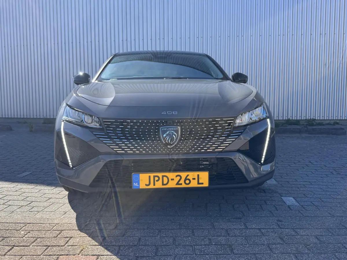 1.6 HYbrid 225 EAT8 Allure Avantage | Camera voor & achter | NL auto | AGR bestuurdersstoel | Stoelverwarming | Automaat | On-board charger 7,4kW | Comfort Pack