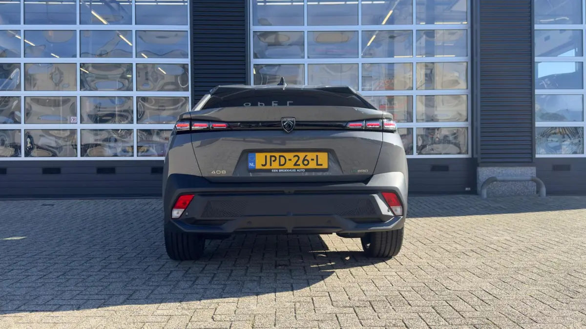 1.6 HYbrid 225 EAT8 Allure Avantage | Camera voor & achter | NL auto | AGR bestuurdersstoel | Stoelverwarming | Automaat | On-board charger 7,4kW | Comfort Pack