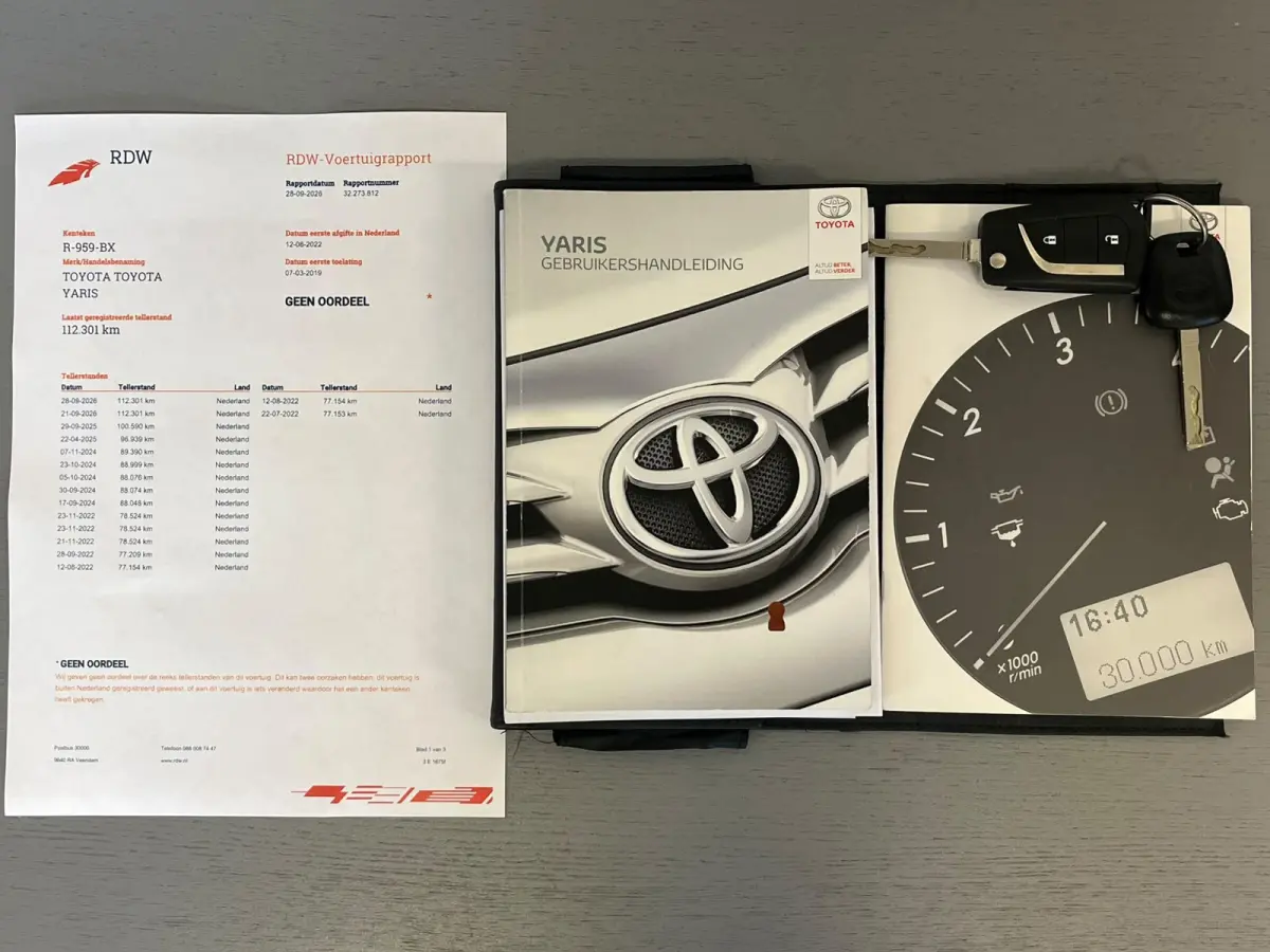 1.5 VVT-i Dynamic 5drs - Full Map Navi | cruise control | sensoren | trekhaak | bluetooth | All Season banden