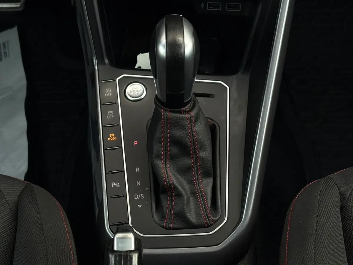 2.0 TSI 200 pk GTI 7-DSG | Achteruitrijcamera | Apple Carplay/Android Auto|telefoonintegratie premium | Cruise control adaptief