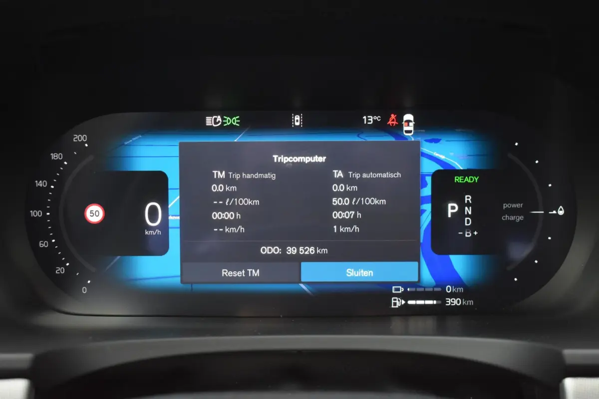 2.0 T6 Plug-in hybrid AWD Plus Dark | NL Auto | Trekhaak | Harman Kardon |