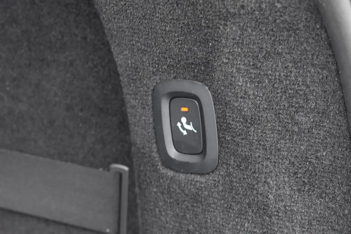 2.0 T6 Plug-in hybrid AWD Plus Dark | NL Auto | Trekhaak | Harman Kardon |