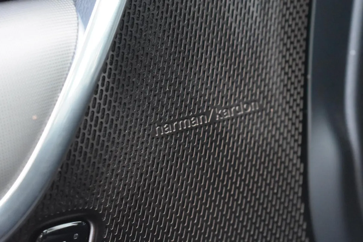 2.0 T6 Plug-in hybrid AWD Plus Dark | NL Auto | Trekhaak | Harman Kardon |