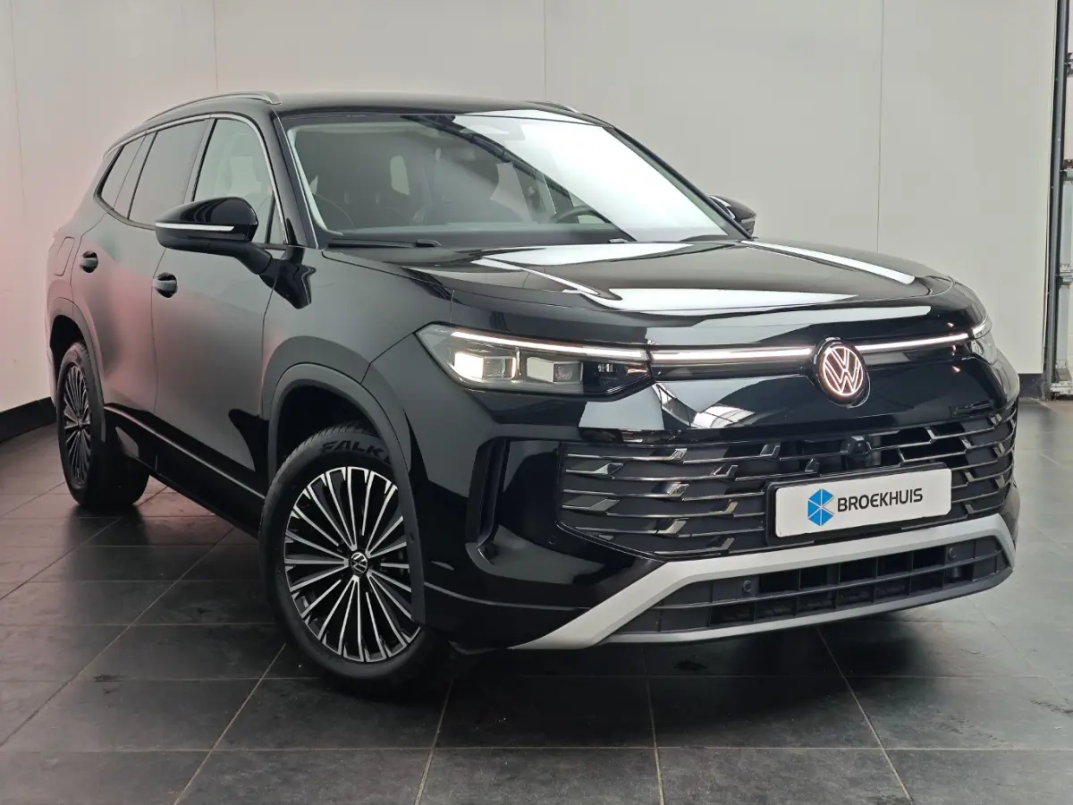 1.5 eHybrid Elegance | Full-LED koplampen | Rondomzicht camera | Trekhaak elektrisch uitklapbaar