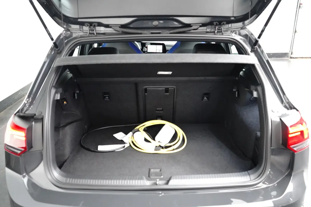 1.4 eHybrid GTE | Achteruitrijcamera | Full-LED koplampen | Navigatiesysteem full map