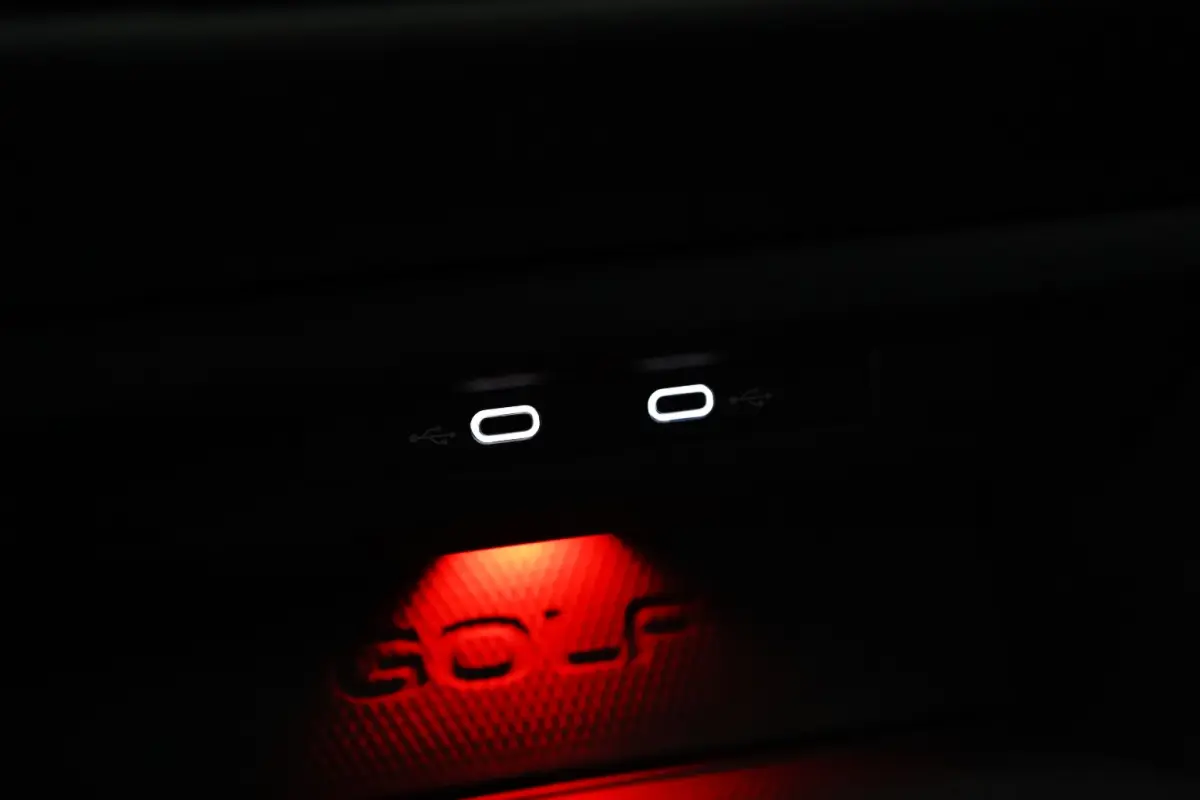 1.4 eHybrid GTE | Achteruitrijcamera | Full-LED koplampen | Navigatiesysteem full map