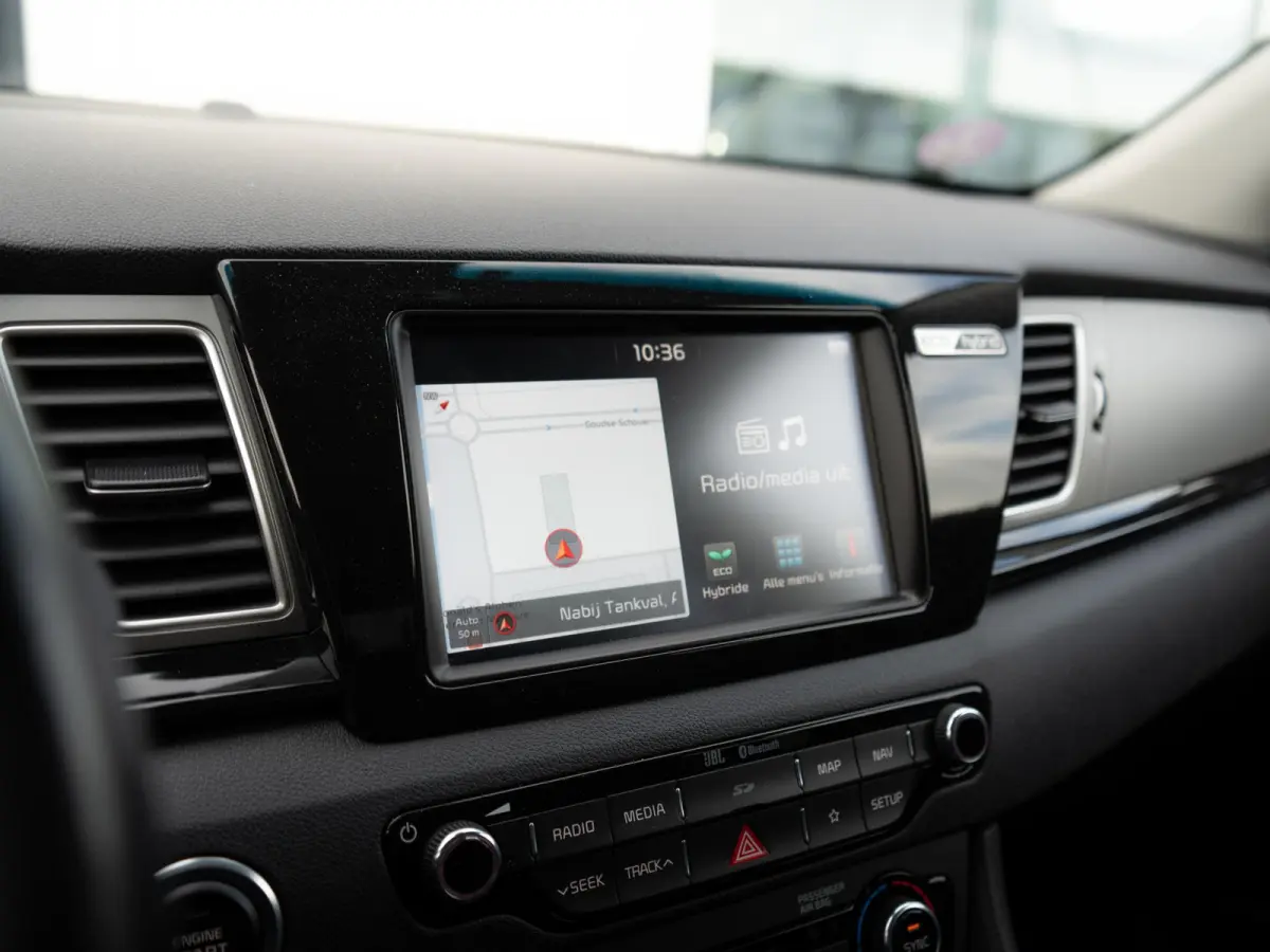 1.6 GDi Hybrid ExecutiveLine Dealeronderhouden | Trekhaak | Stoelverwarming + koeling| JBL| LED | Elektrische stoel + geheugen