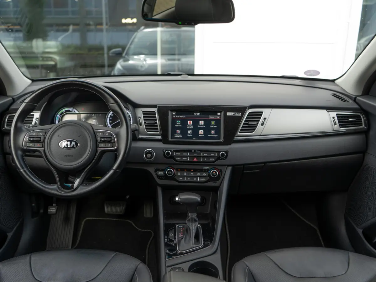 1.6 GDi Hybrid ExecutiveLine Dealeronderhouden | Trekhaak | Stoelverwarming + koeling| JBL| LED | Elektrische stoel + geheugen
