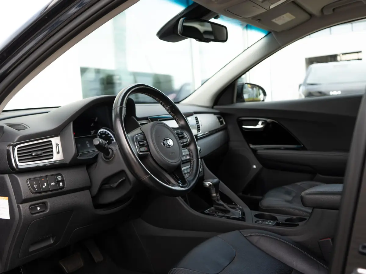 1.6 GDi Hybrid ExecutiveLine Dealeronderhouden | Trekhaak | Stoelverwarming + koeling| JBL| LED | Elektrische stoel + geheugen