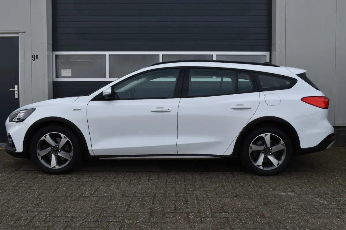 1.0 EcoBoost Active Business