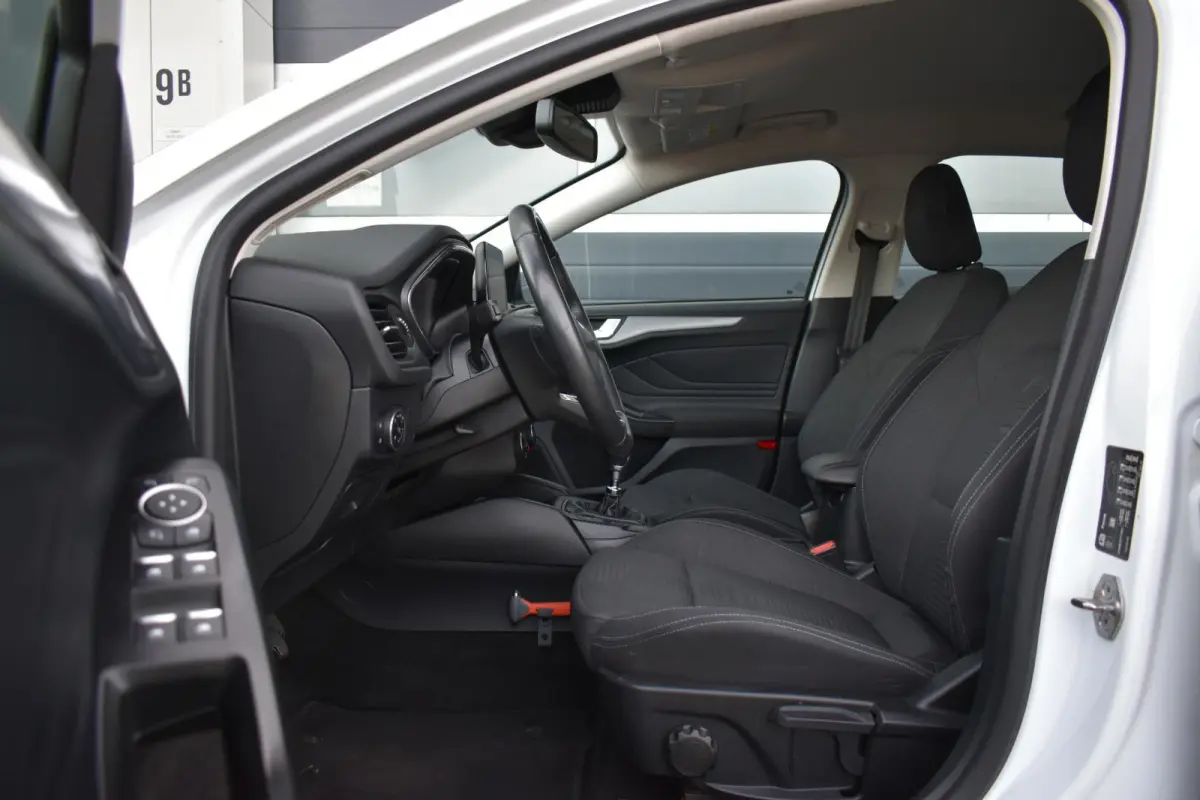 1.0 EcoBoost Active Business