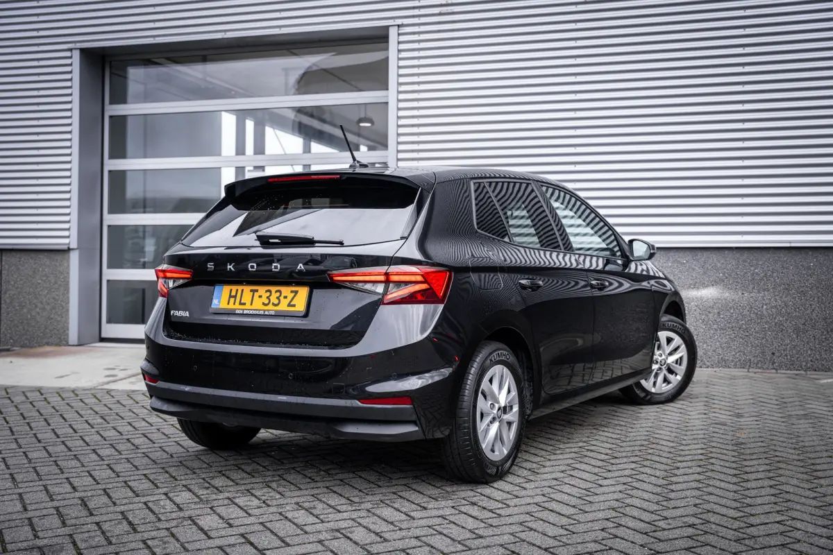 95pk 1.0 TSI Selection | Apple Carplay/Android Auto|telefoonintegratie premium | Keyless start | Lichtmetalen velgen 15"
