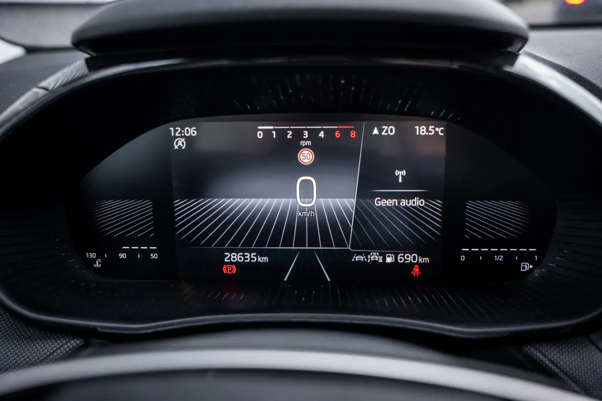 95pk 1.0 TSI Selection | Apple Carplay/Android Auto|telefoonintegratie premium | Keyless start | Lichtmetalen velgen 15"