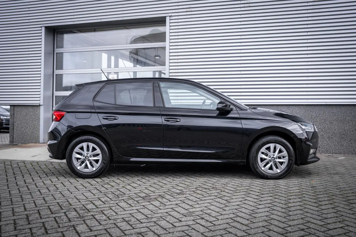 95pk 1.0 TSI Selection | Apple Carplay/Android Auto|telefoonintegratie premium | Keyless start | Lichtmetalen velgen 15"