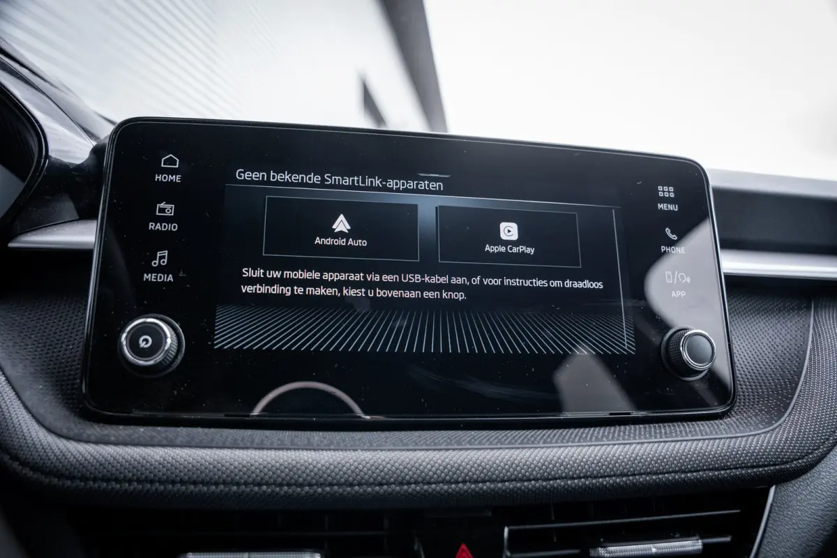 95pk 1.0 TSI Selection | Apple Carplay/Android Auto|telefoonintegratie premium | Keyless start | Lichtmetalen velgen 15"