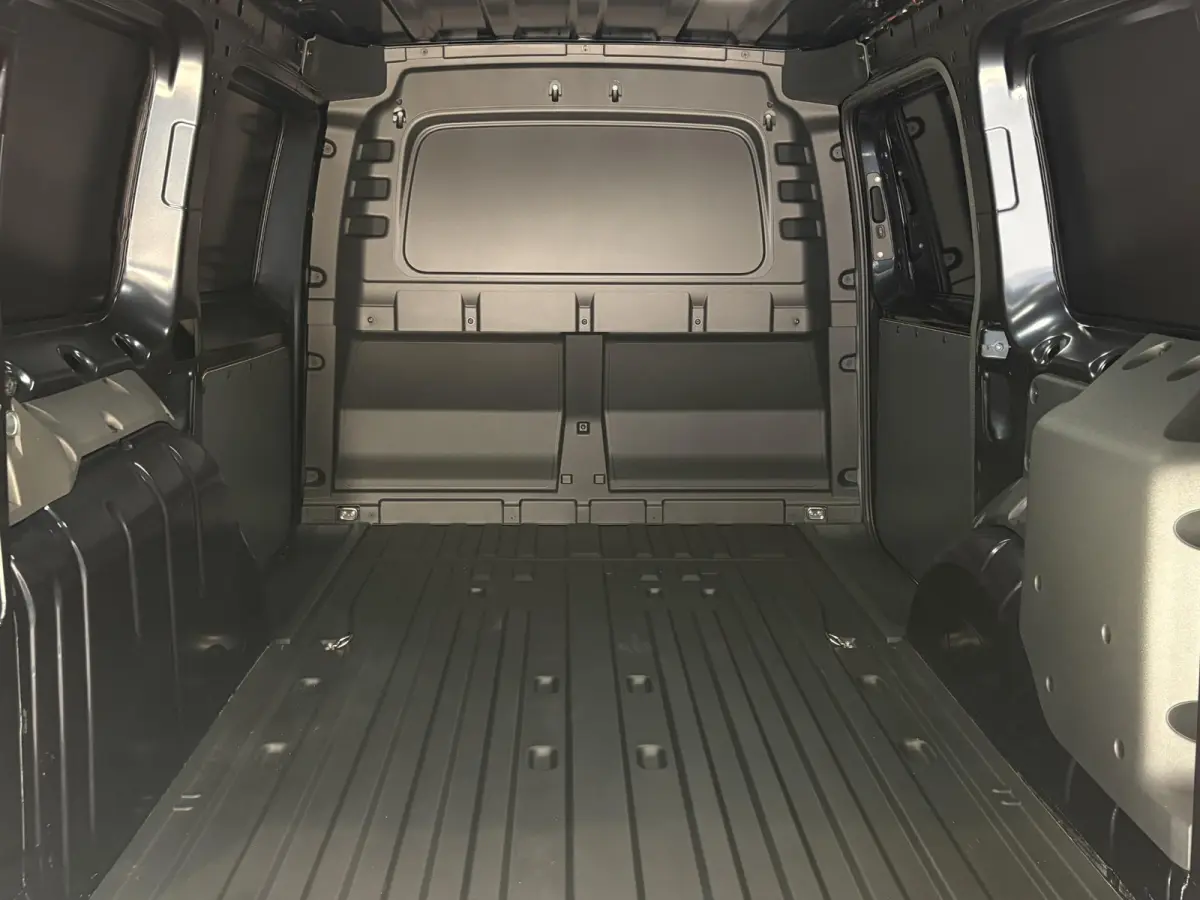 PHEV Limited L2 PREMIUM SENSICO BEKLEDING | AUTOMAAT | CAMERA | ADAPTIVE CRUISE CONTROL | BLIND SPOT | LED LAADRUIMTE VERLICHTING | CARPLAY