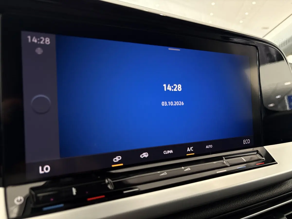 PHEV Limited L2 PREMIUM SENSICO BEKLEDING | AUTOMAAT | CAMERA | ADAPTIVE CRUISE CONTROL | BLIND SPOT | LED LAADRUIMTE VERLICHTING | CARPLAY