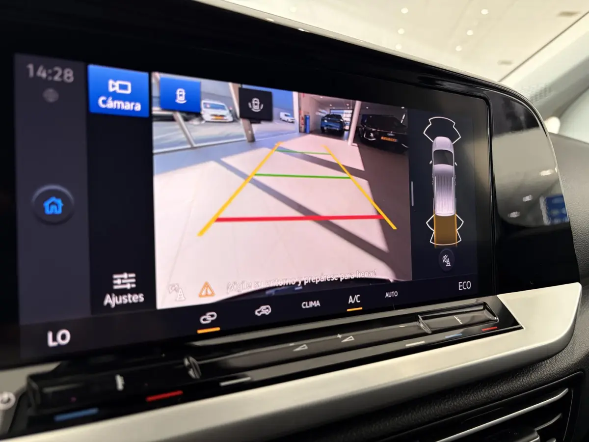 PHEV Limited L2 PREMIUM SENSICO BEKLEDING | AUTOMAAT | CAMERA | ADAPTIVE CRUISE CONTROL | BLIND SPOT | LED LAADRUIMTE VERLICHTING | CARPLAY