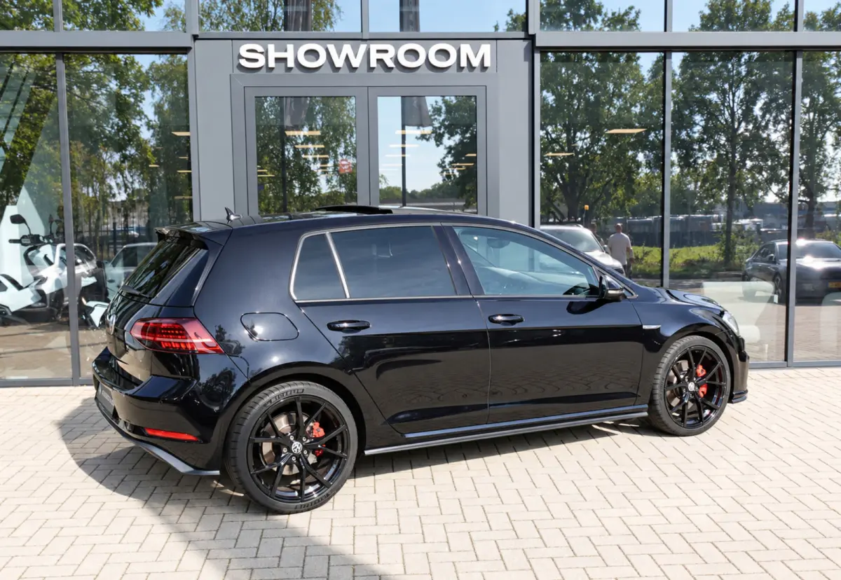 2.0 TDI GTD PANO KEYLESS DYNAUDIO