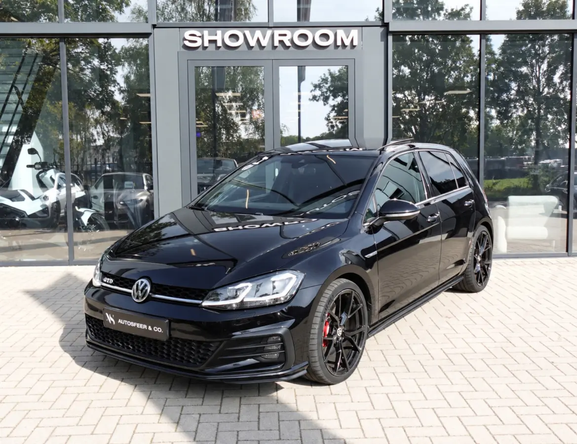 2.0 TDI GTD PANO KEYLESS DYNAUDIO